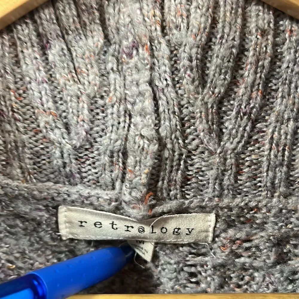 Retrology gray knit sweater